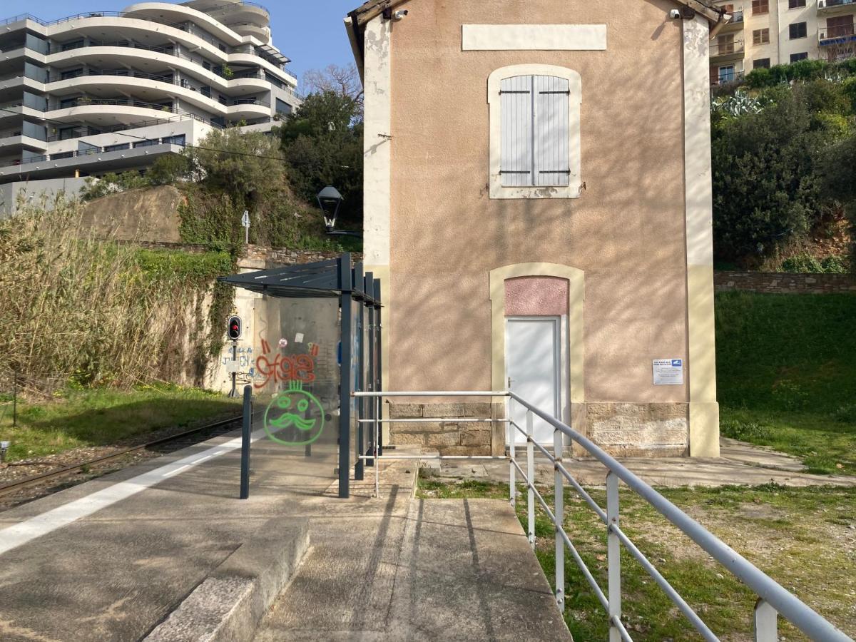 Location Chambre Avec Salle De Bain Et Partie Commune Sea View & Mountain View Renting 1 Of 3 Bedrooms With Shared Common Space 3 Bdrm Apt Not 1 Bdrm Plus Clime Ou Ac Coventry Exterior foto